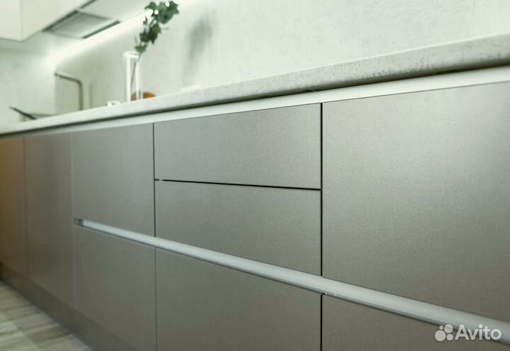 Кухня в потолок на заказ в