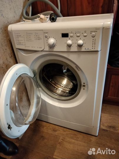 Стиральная машина бу indesit