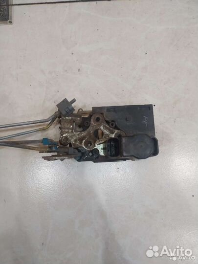 Замок двери передний правый Chevrolet Авео Т250