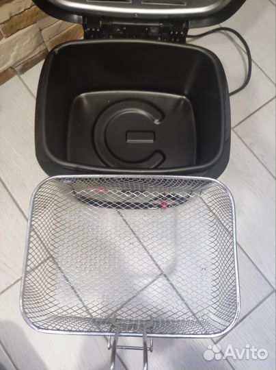 Фритюрница новая