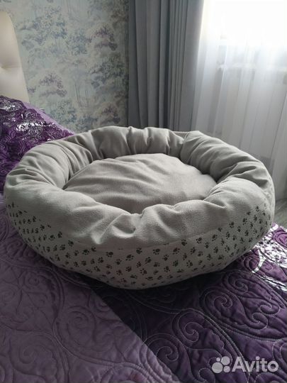 Лежанка для собак маленьких и средних пород