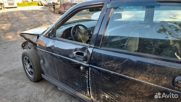 LADA Priora 1.6 МТ, 2011, битый, 203 500 км