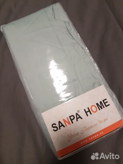 Продам простынь на резинке и наволочки