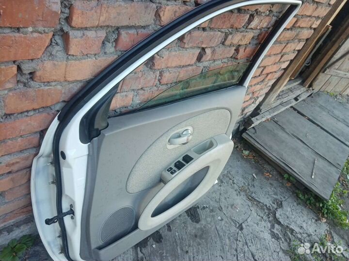 Дверь nissan march к 12; Micra