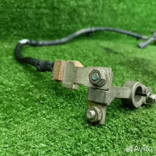 Плюсовой провод аккумулятора Ford Focus 2 2007