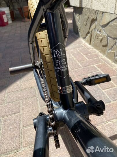 Трюковой велосипед BMX