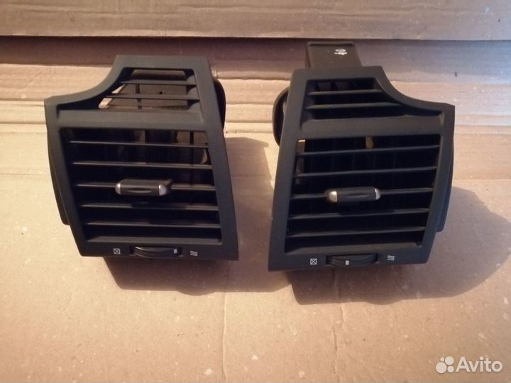 Дефлектор воздушный накладка Toyota Camry V40