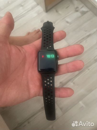 Часы apple watch 3 42mm nike
