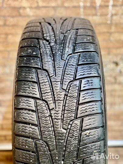 Kumho I'Zen KW31 215/65 R16