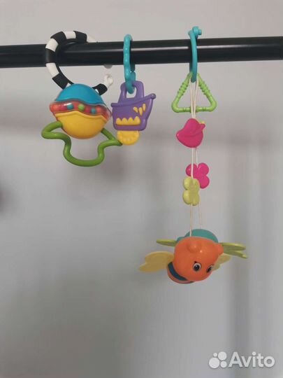 Игрушки, погремушки, грызунки, прорезыватели