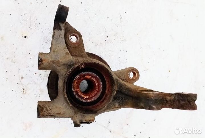 Кулак поворотный передний левый 2007-2012 Kia Ceed