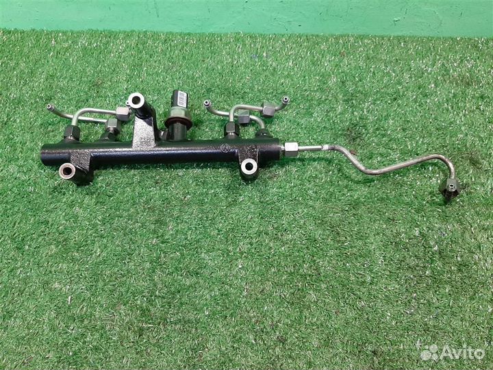 Рампа топливная Ford Kuga CBV 2011