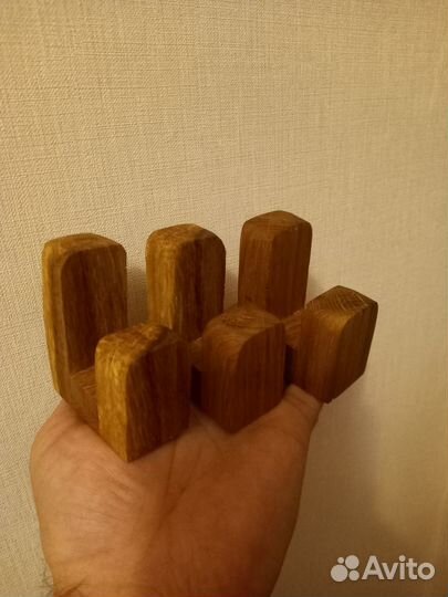 Вешалки из дуба