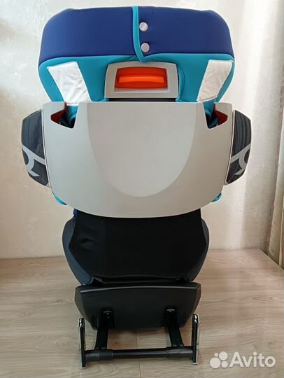 Автомобильное кресло до 36 кг