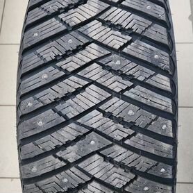 Goodyear Ultragrip Ice Arctic 285/65 R17