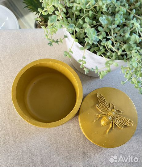 Шкатулка для украшений из гипса