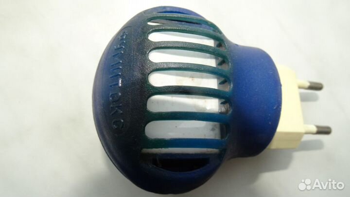 Фумигаторы от комаров разные