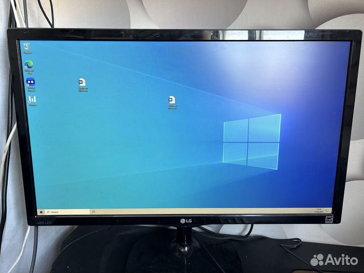Монитор LG 23MP57D
