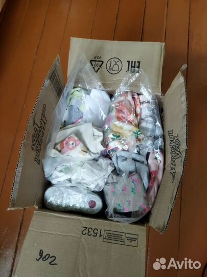 Коробка с детскими вещами 98-166