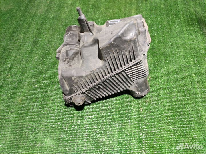 Корпус воздушного фильтра Renault Scenic II (2003—