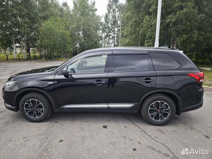 Mitsubishi Outlander 2.0 CVT, 2021, 30 000 км