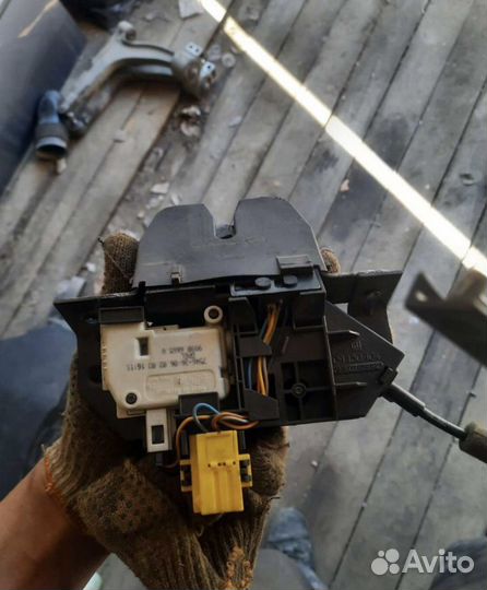 Замок багажника Opel Vectra C