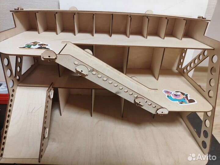 Детский гараж для машинок