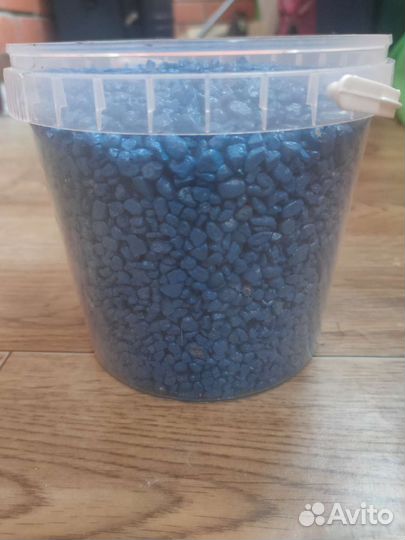 Камни в аквариум ведро 1,5 литра синие