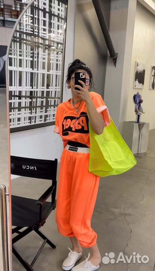 Спортивный костюм яркий люкс