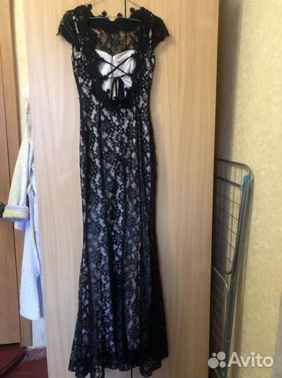 Вечернее платье