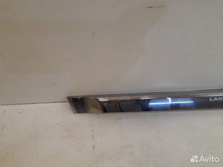 Молдинг двери задний левый Toyota Land Cruiser 200