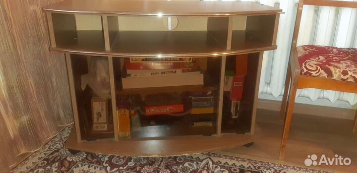 Тумба под телевизор