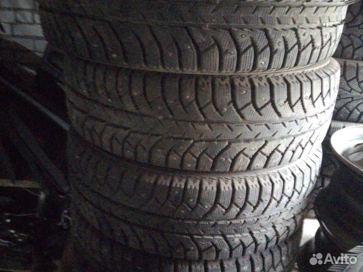 Bridgestone Ice Cruiser 7000 185/65 R15
