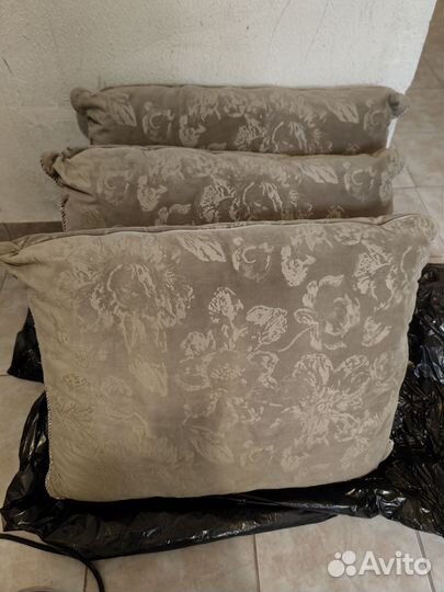 Подушки для дивана 6050,3 шт