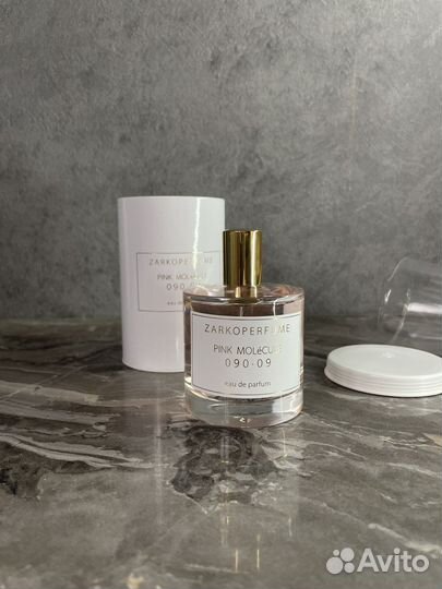 Zarkoperfume Pink Molecule 090 122
