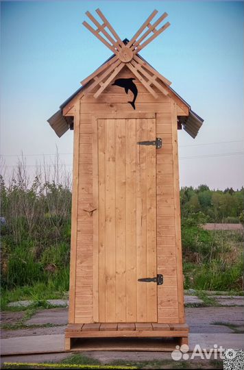 Уличный туалет с установкой