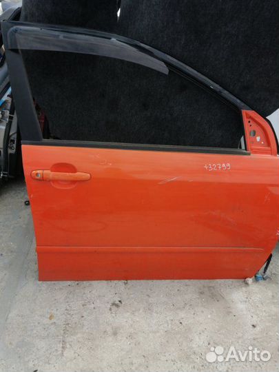 Дверь передняя правая Toyota Corolla120 NZE121
