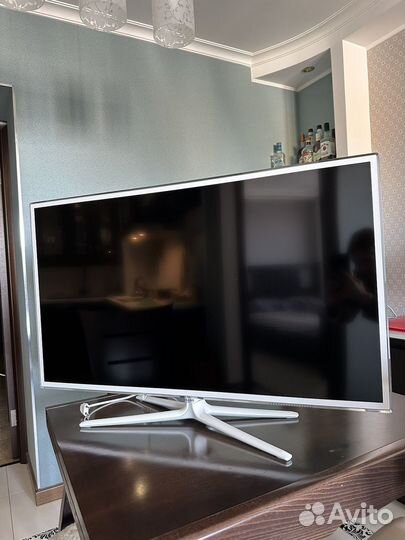 Телевизор Samsung UE40ES6727U