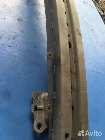 Жесткость переднего бампера