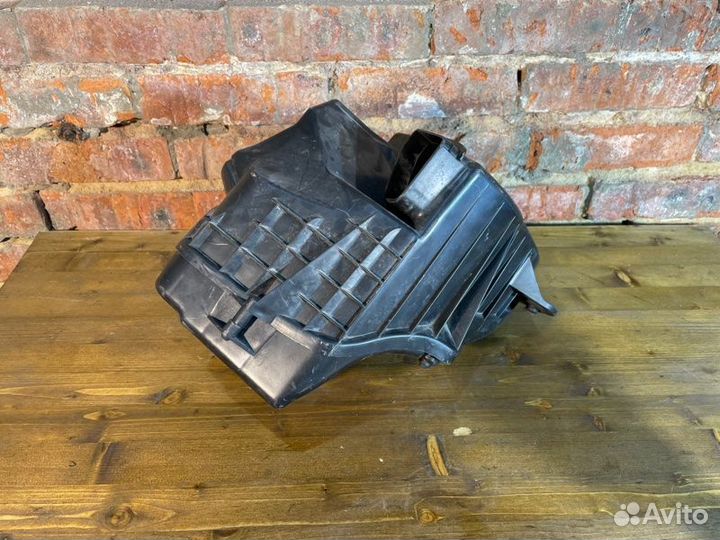 Корпус воздушного фильтра Bmw X1 E84 N46B20 2.0