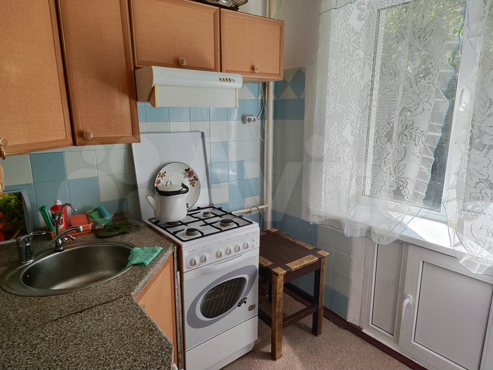 3-к. квартира, 55 м², 2/5 эт.