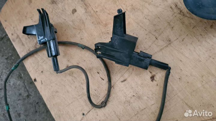 Фароомыватель правый Nissan Qashqai j10 2012