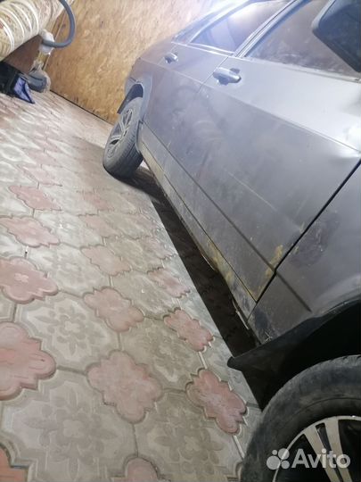 ВАЗ 21099 1.5 МТ, 1993, 200 000 км