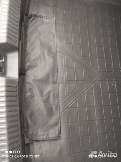 Оригинальный Коврик в багажник на vw polo