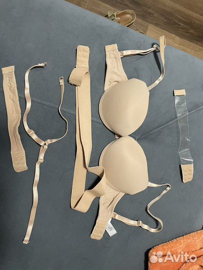 Бюстгалтер пушапс несколькими видами застежек