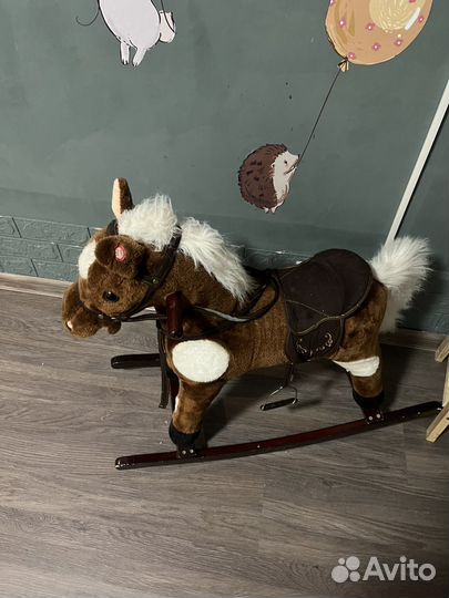 Лошадь качалка музыкальная