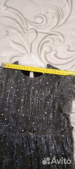 Платье для девочки праздничное 104-110