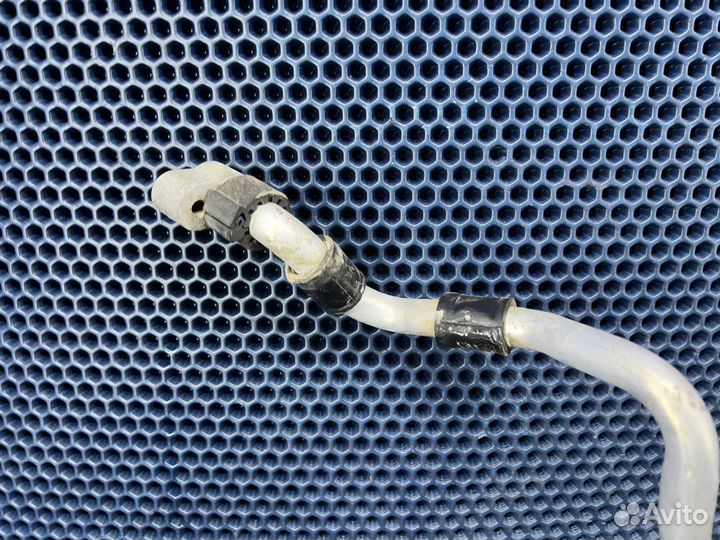 Трубка кондиционера VW Touareg GP