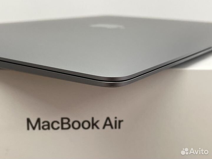 MacBook Air 13 2020 m1/8/256 Gray (бу 1 цикл)