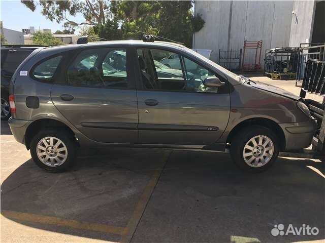 Разбор на запчасти Renault Scenic